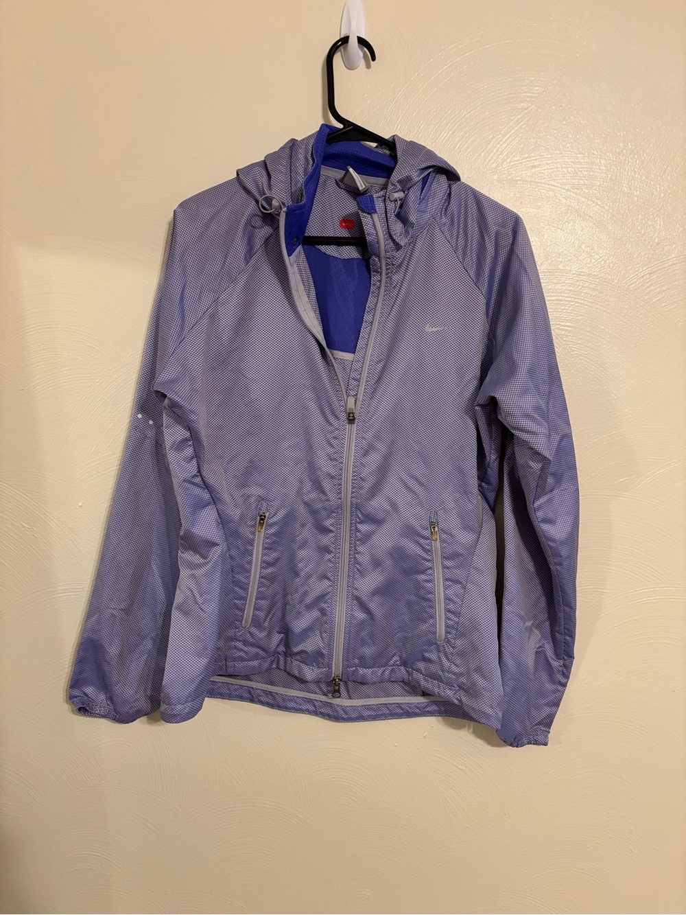 Nike Fit Storm Women’s M Hooded Running Jacket Purple